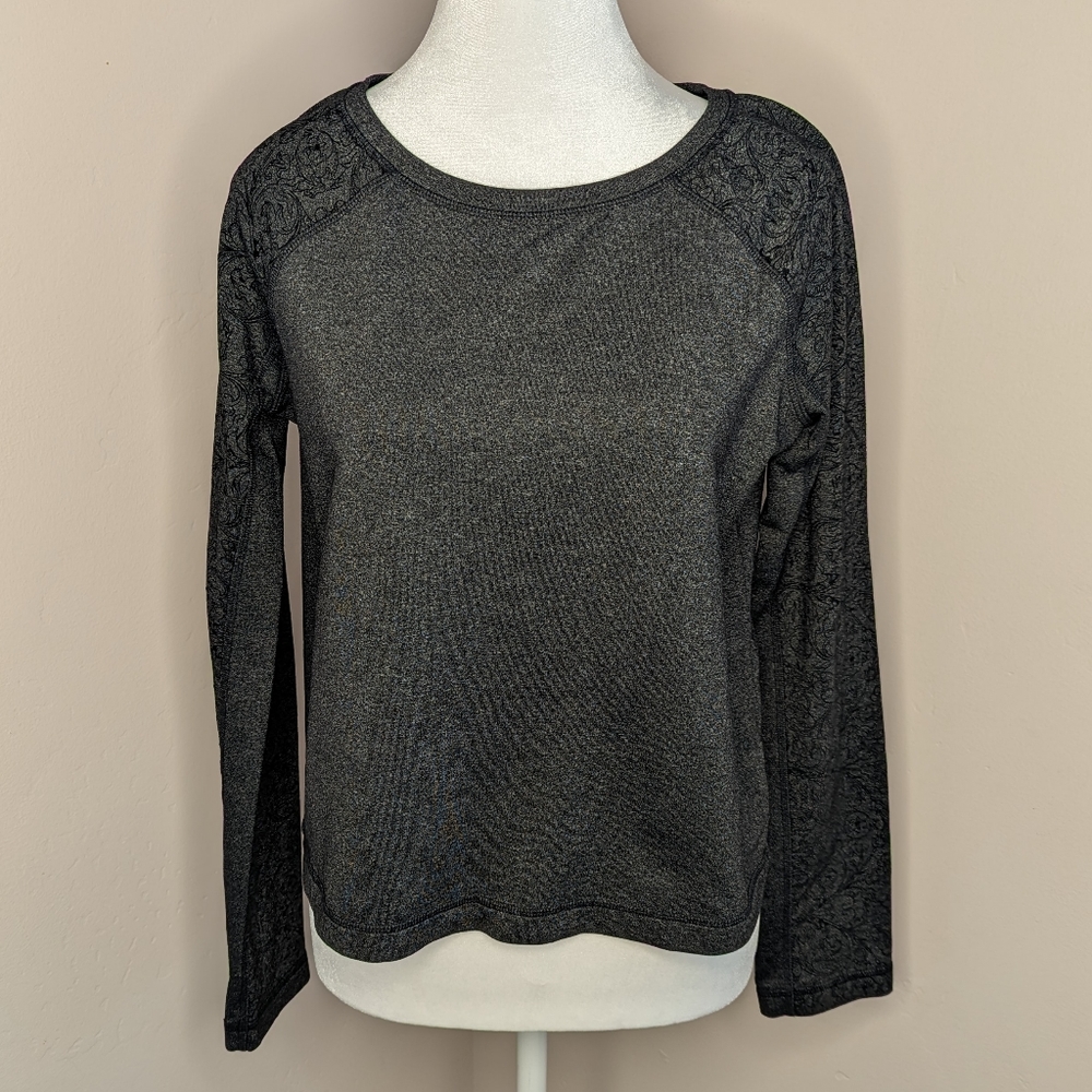 Calia Long-Sleeve Top in Gray with Floral Design